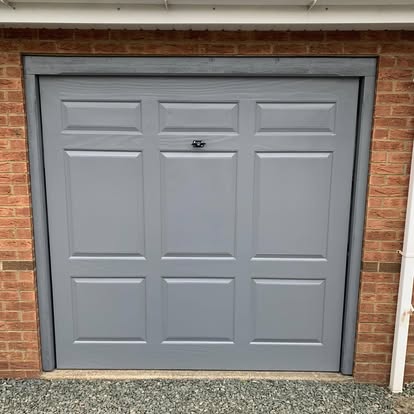 Transformed - Grey (RAL7046)